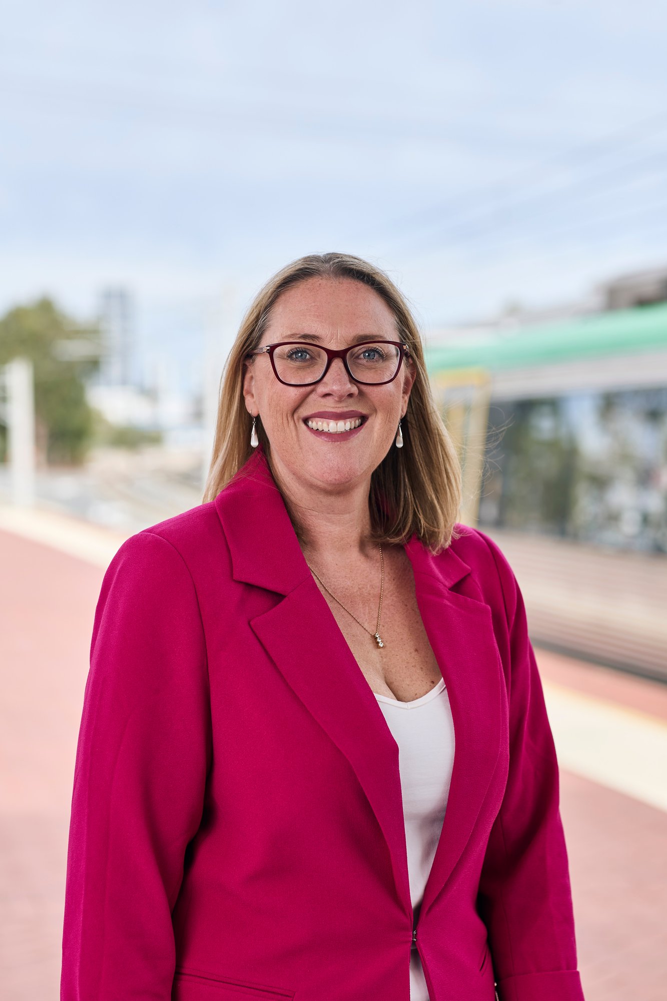 Robyn Lamont Portrait-1