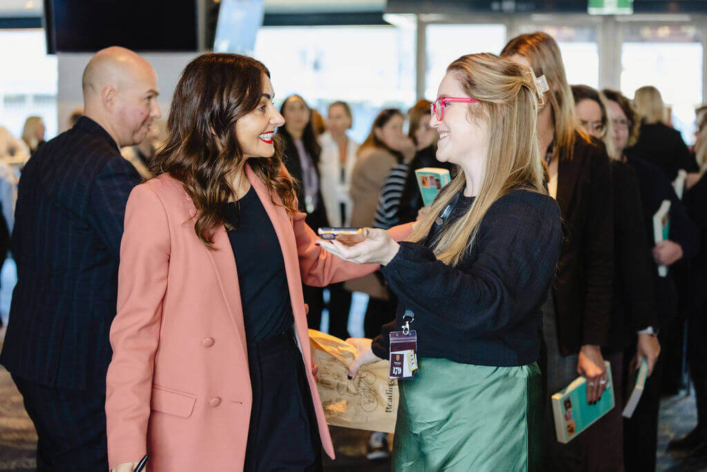 WomenLeadershipSummit2024-BookSigning-014 (1)